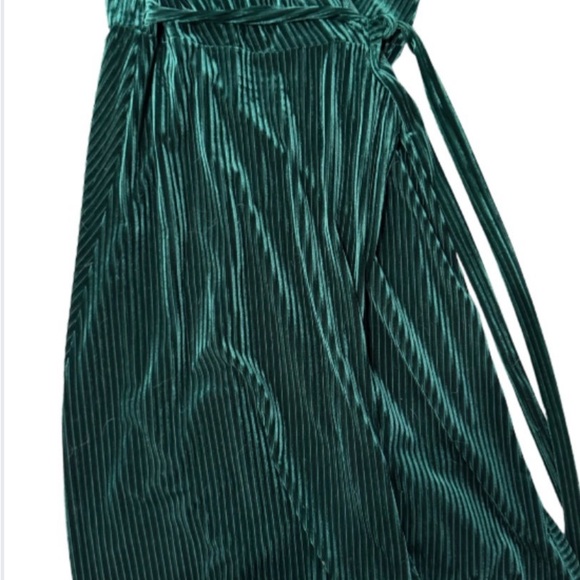 Velvet Dress Set - Red and Green Wrap Dress - Picture 6 of 8